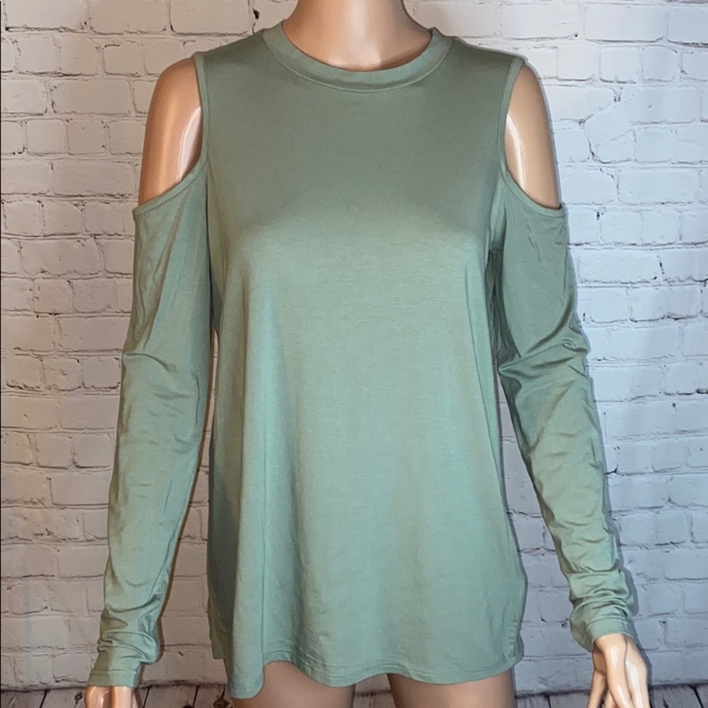 Topshop sea foam green cutout long sleeve shirt size 6